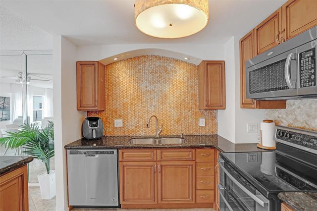 5100 Dupont Blvd 3G, Fort Lauderdale, FL 33308