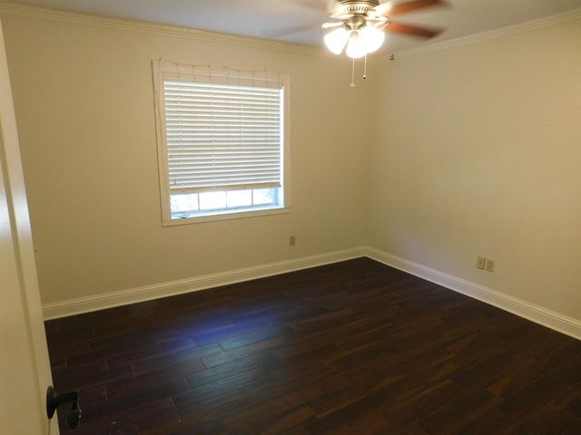 1001 DOGWOOD ST, Gilmer, TX 75644