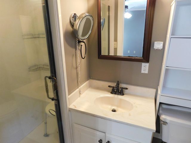 1001 DOGWOOD ST, Gilmer, TX 75644