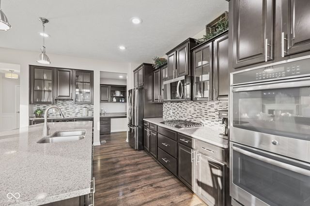 14023 Knightstown Drive W, Carmel, IN 46033