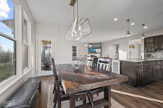 14023 Knightstown Drive W, Carmel, IN 46033