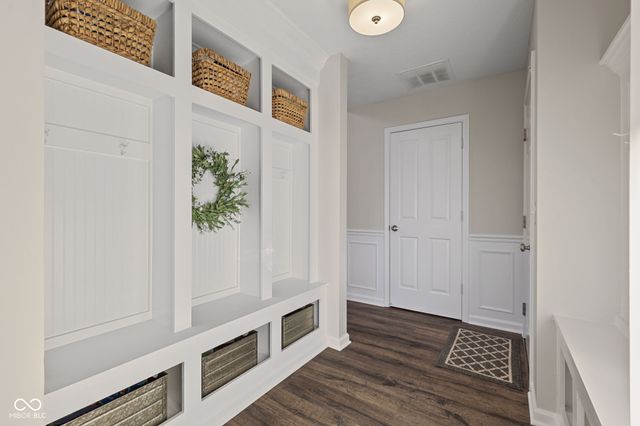 14023 Knightstown Drive W, Carmel, IN 46033