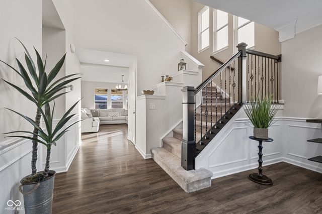 14023 Knightstown Drive W, Carmel, IN 46033