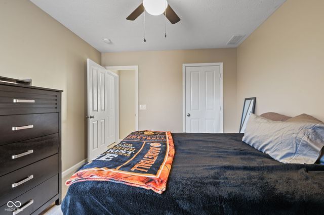 14023 Knightstown Drive W, Carmel, IN 46033