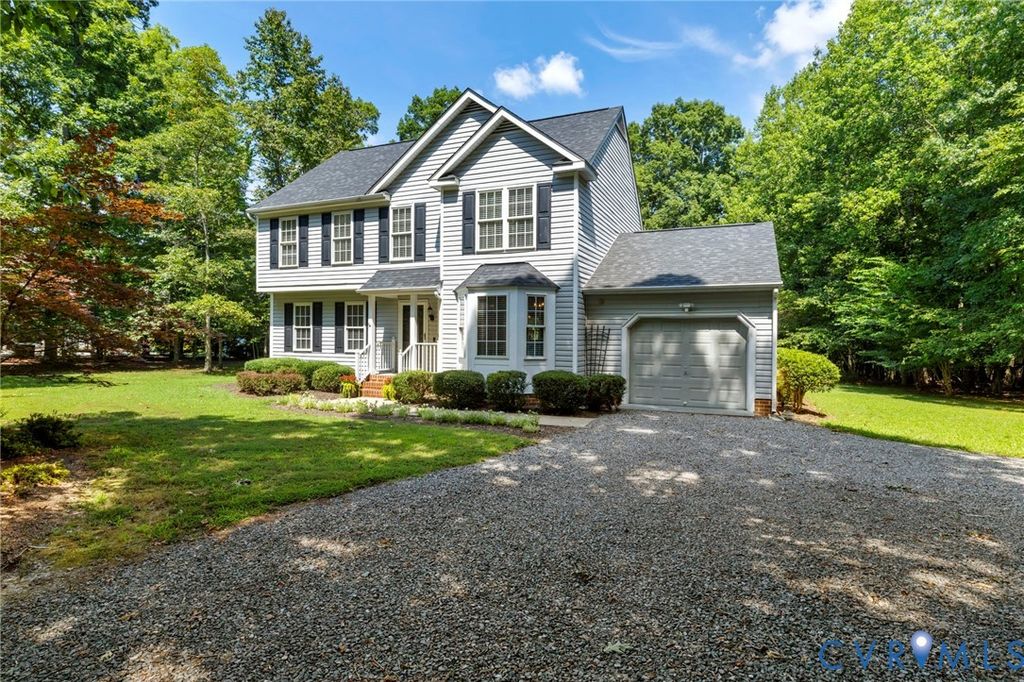 13048 Farrington Rd, Ashland, VA 23005