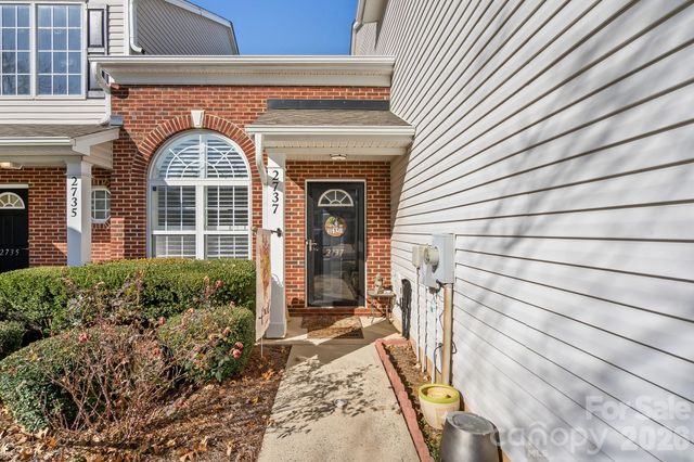 2737 Mill Valley Court, Matthews, NC 28105