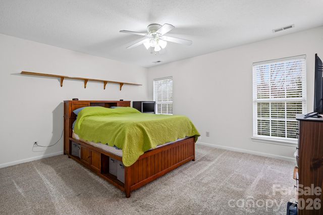 2737 Mill Valley Court, Matthews, NC 28105