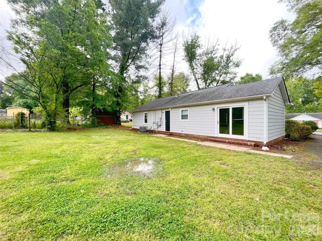 6525 Mcbride Street, Charlotte, NC 28215