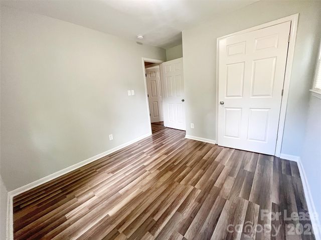 6525 Mcbride Street, Charlotte, NC 28215