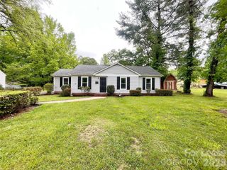 6525 Mcbride Street, Charlotte, NC 28215