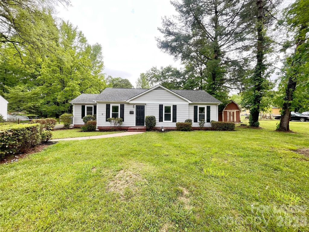 6525 Mcbride Street, Charlotte, NC 28215