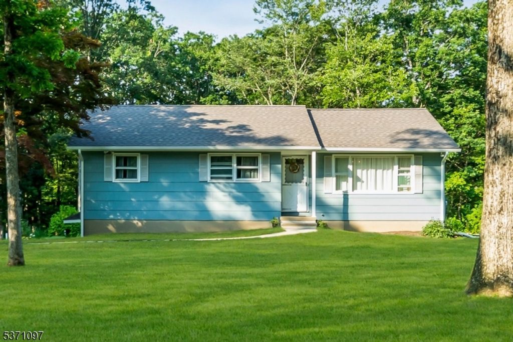146 Stephens State Park Rd, Mount Olive Twp., NJ 07840