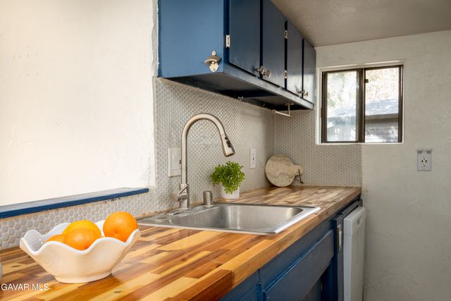 43677 Trail M, Lake Hughes, CA 93532