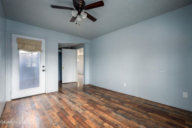 43677 Trail M, Lake Hughes, CA 93532