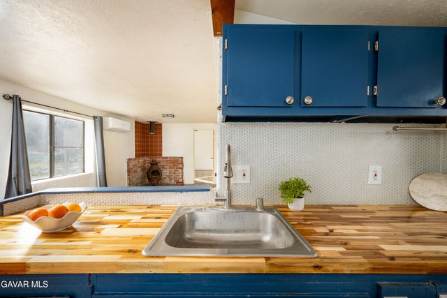 43677 Trail M, Lake Hughes, CA 93532