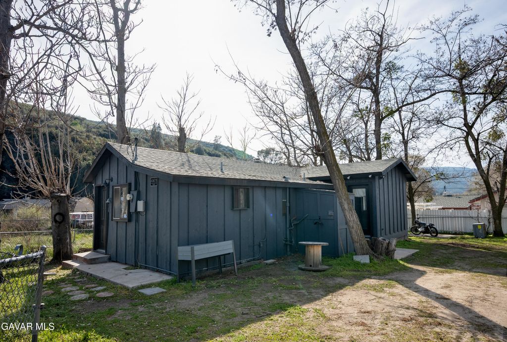 43677 Trail M, Lake Hughes, CA 93532