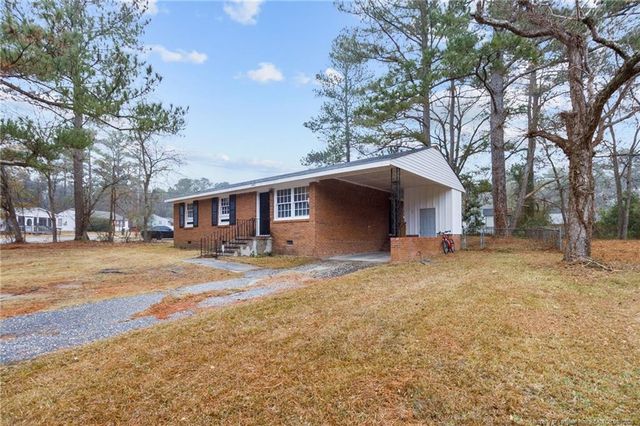 1445 Thelbert Drive, Fayetteville, NC 28301