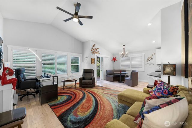 167 NW 12th Court, Oak Harbor, WA 98277