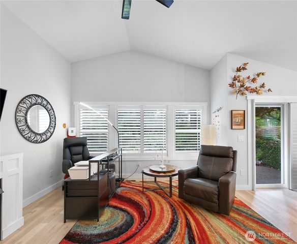 167 NW 12th Court, Oak Harbor, WA 98277
