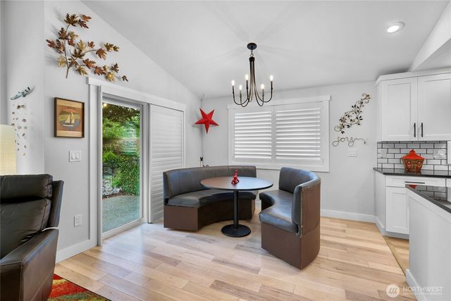 167 NW 12th Court, Oak Harbor, WA 98277