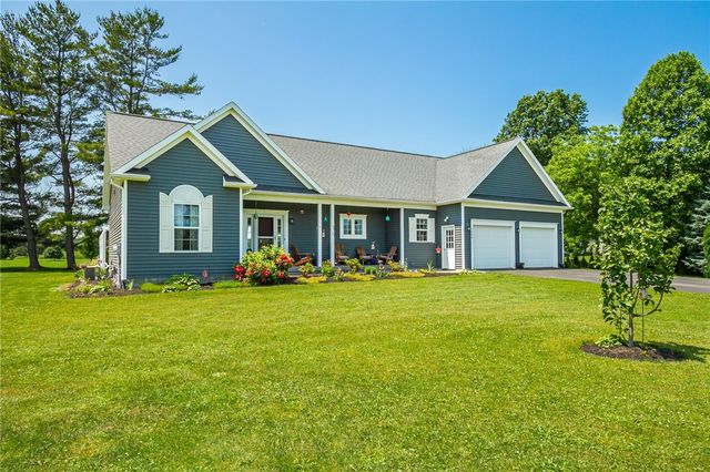 4424 Lake Road, Williamson, NY 14589