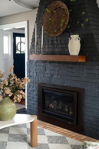 6723 W Wells STREET, Wauwatosa, WI 53213