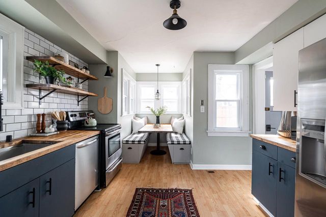 6723 W Wells STREET, Wauwatosa, WI 53213