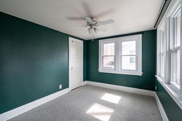 6723 W Wells STREET, Wauwatosa, WI 53213