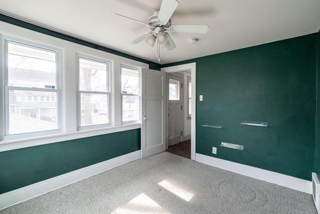 6723 W Wells STREET, Wauwatosa, WI 53213