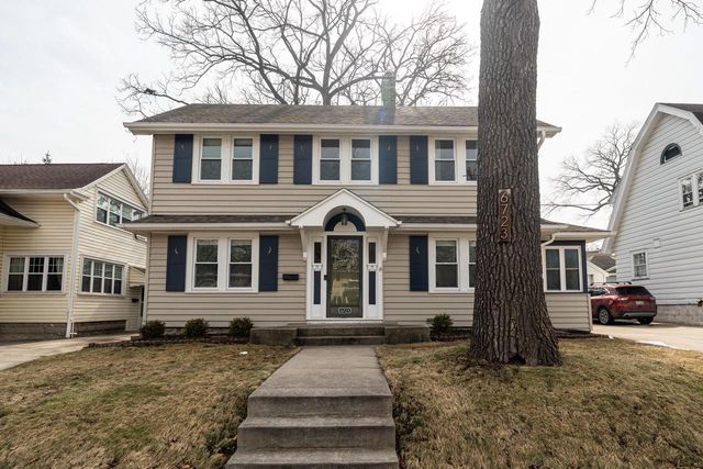 6723 W Wells STREET, Wauwatosa, WI 53213