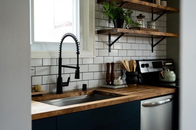 6723 W Wells STREET, Wauwatosa, WI 53213