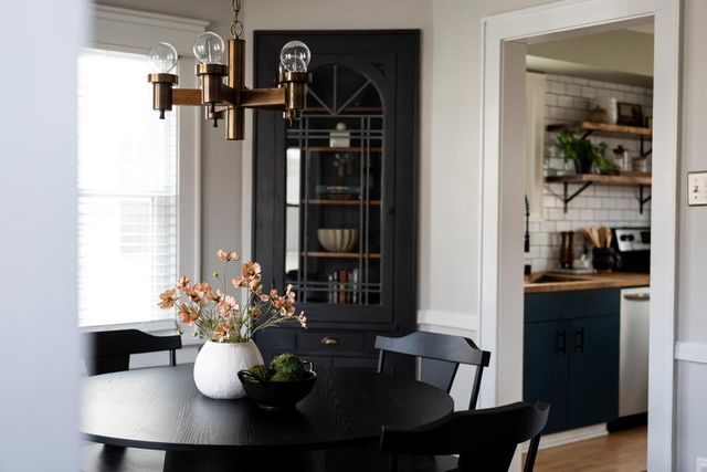 6723 W Wells STREET, Wauwatosa, WI 53213