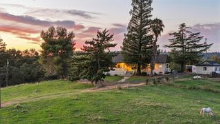2857 Moonshine Ln, Loomis, CA 95650