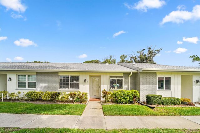 3351 STONEHAVEN COURT W C, Palm Harbor, FL 34684