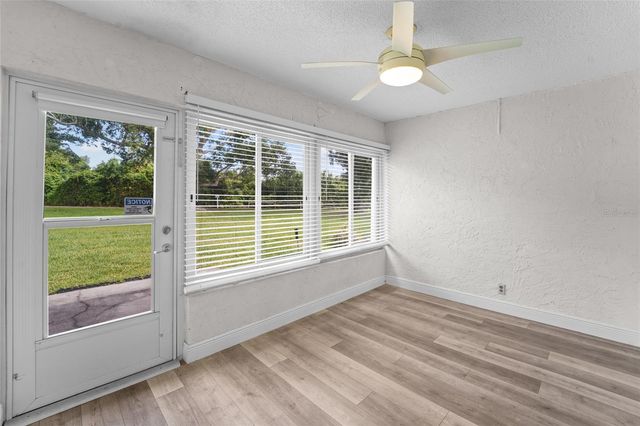 3351 STONEHAVEN COURT W C, Palm Harbor, FL 34684