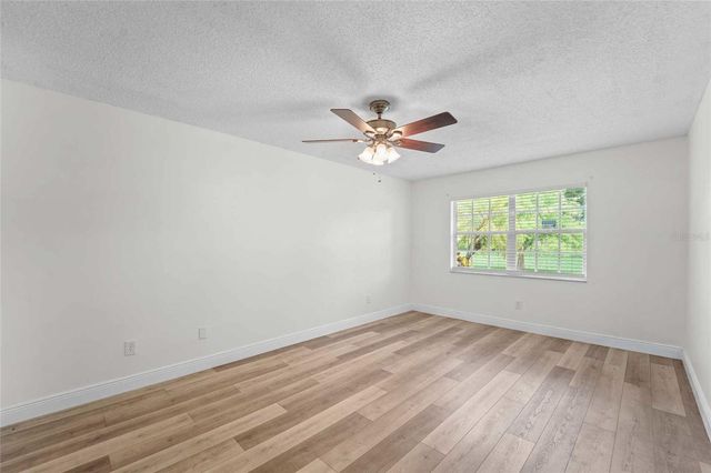 3351 STONEHAVEN COURT W C, Palm Harbor, FL 34684