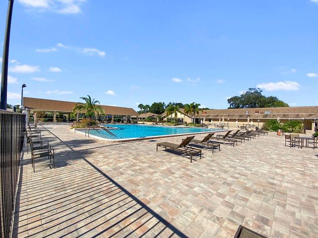 3351 STONEHAVEN COURT W C, Palm Harbor, FL 34684
