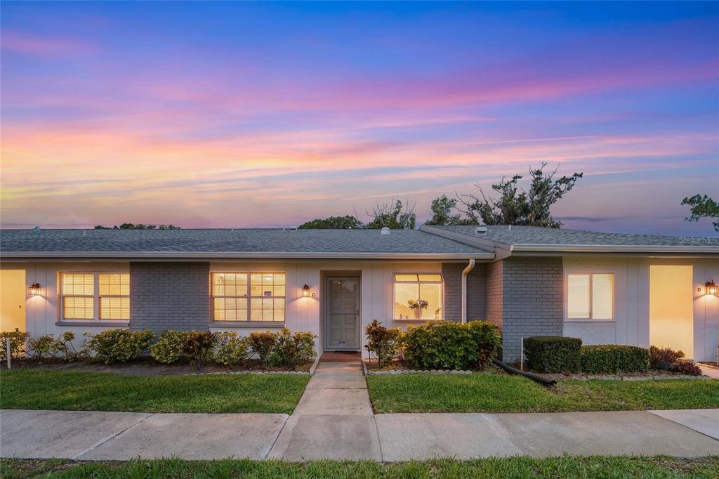 3351 STONEHAVEN COURT W C, Palm Harbor, FL 34684