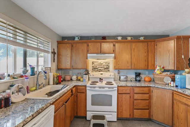 4115 E Pratt Ave, Spokane, WA 99202