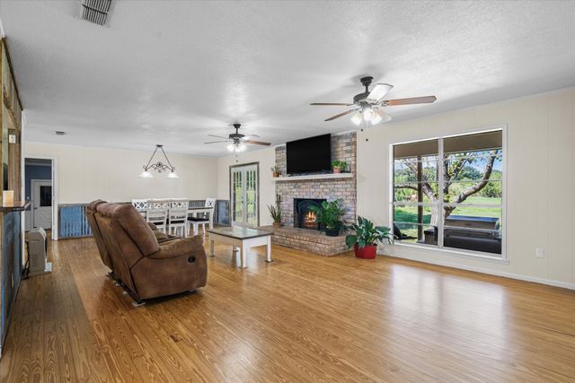 311 VZ County Road 3219, Wills Point, TX 75169