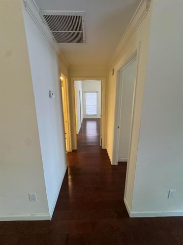 2001 Bering Drive 2D, Houston, TX 77057