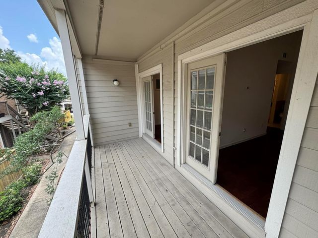 2001 Bering Drive 2D, Houston, TX 77057