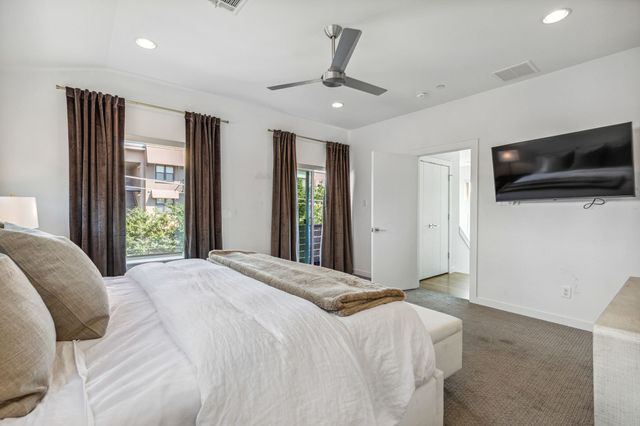 5015 Manett Street 101, Dallas, TX 75206
