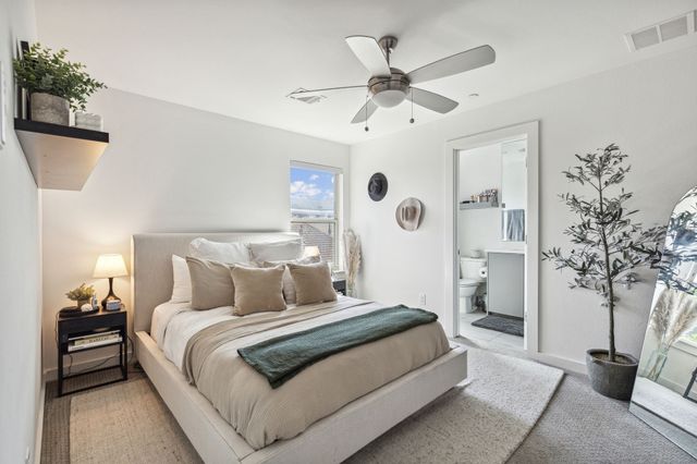 5015 Manett Street 101, Dallas, TX 75206