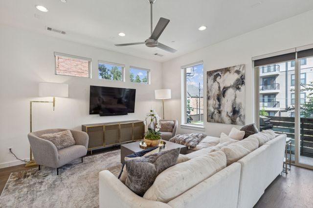 5015 Manett Street 101, Dallas, TX 75206