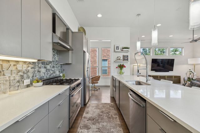 5015 Manett Street 101, Dallas, TX 75206