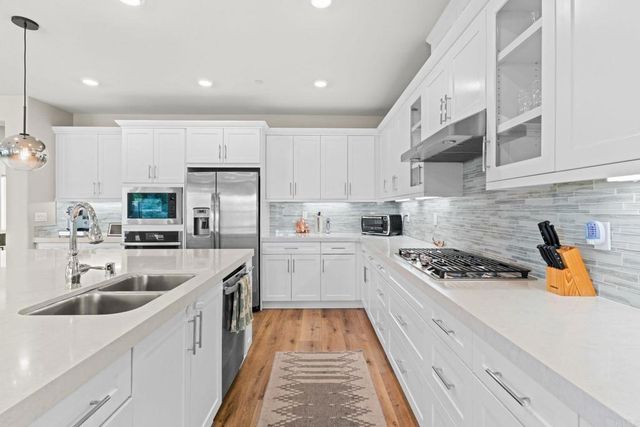 2940 Gait Way, Escondido, CA 92029