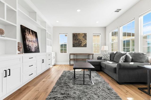 2940 Gait Way, Escondido, CA 92029