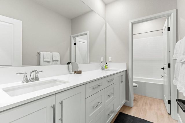 2940 Gait Way, Escondido, CA 92029