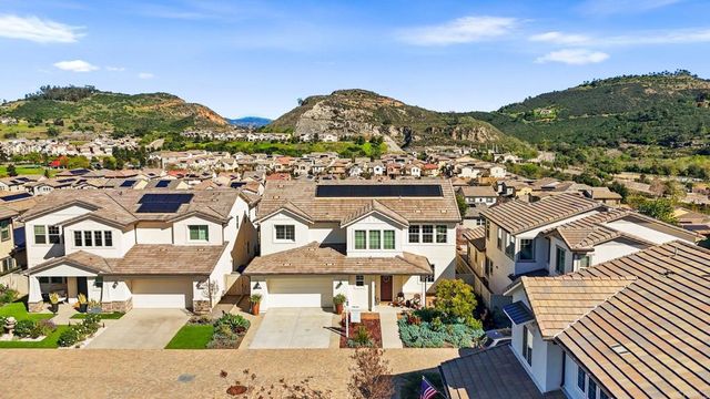 2940 Gait Way, Escondido, CA 92029